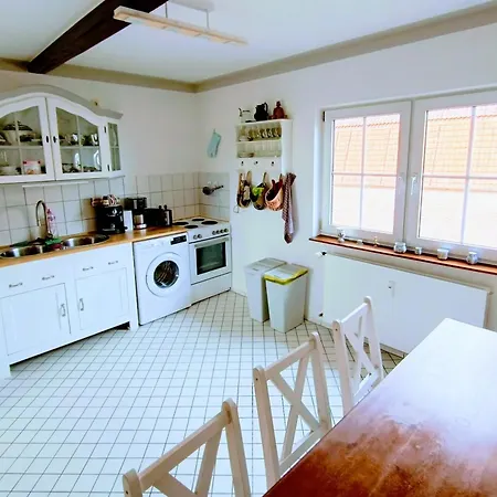 Ruhiges Exzellenz-appartement Diana Im Elb-urstromtal - Fast Wlan, Good For Long-terms
