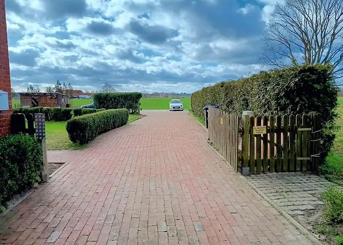 Ruhiges 4 Sterne Exzellenz-appartement Diana Im Elb-urstromtal - Fast Wlan, Good For Long-terms * 布莱克德